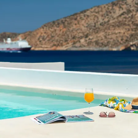 Grotta Villa